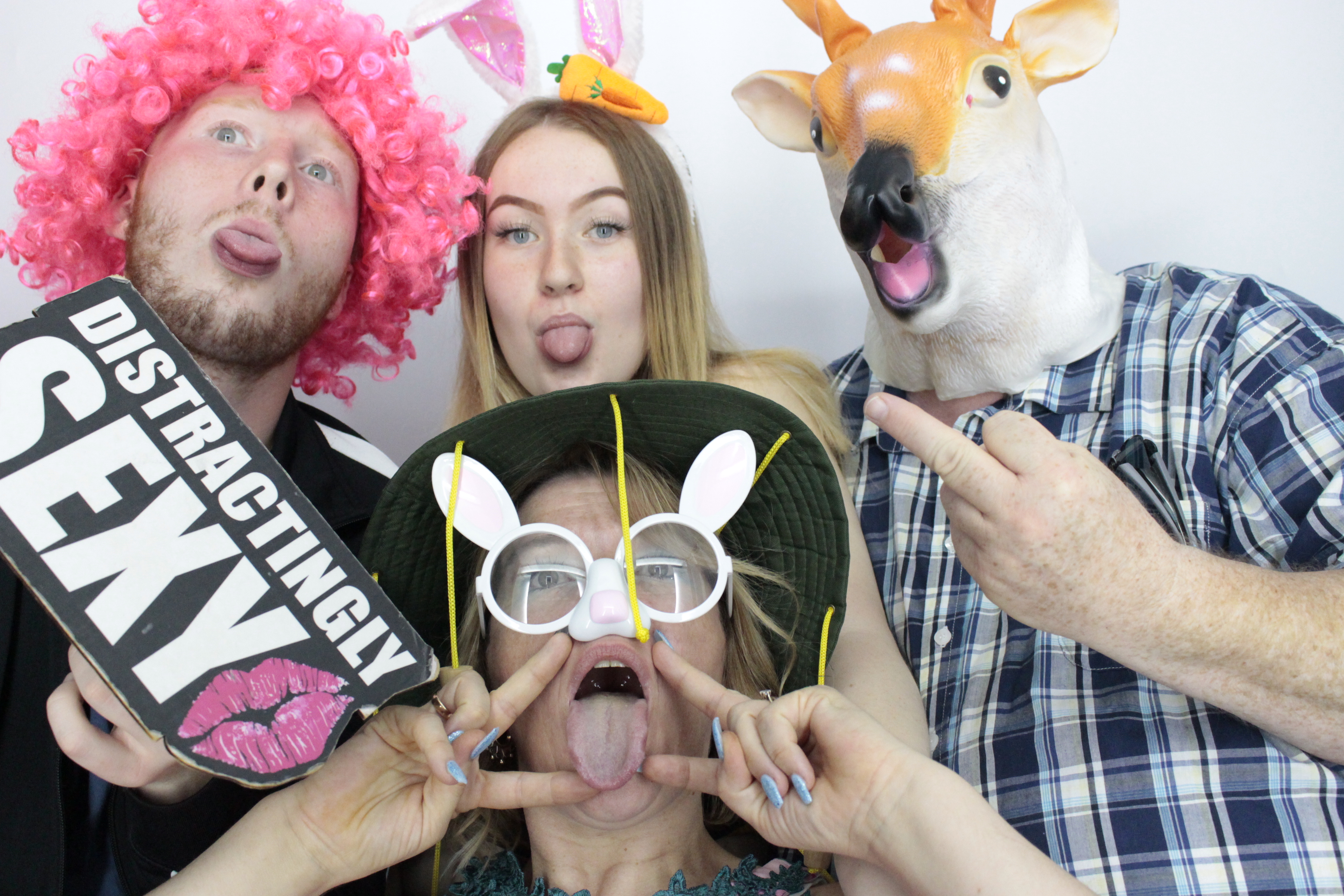 Kerry's 30th Birthday | View more photos from the event at gallery.myphotoboothexperience.co.uk/u/MyPhotoBoothExperienceLtd/Kerrys-30th-Birthday